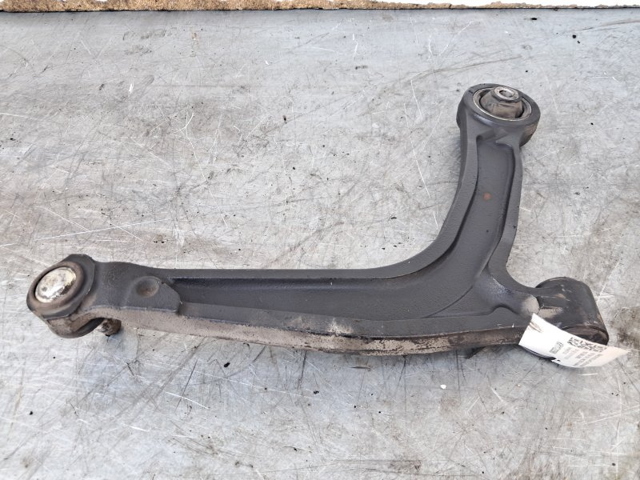 51857021 FIAT Brazo inferior izquierdo de la suspensión delantera  en stock Huelva