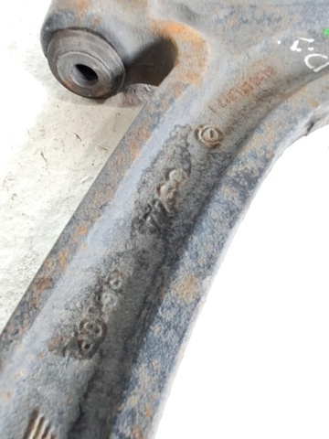 51860383 Brazo inferior izquierdo de la suspensión delantera  comprar en Zaragoza