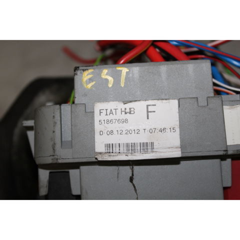 Caja de fusibles para Alfa Romeo Giulietta 940