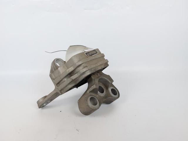 51879600 FIAT Soporte izquierdo del motor  en stock Córdoba