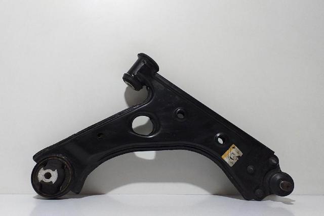 Brazo inferior derecho de la suspensión delantera 51895366 FIAT