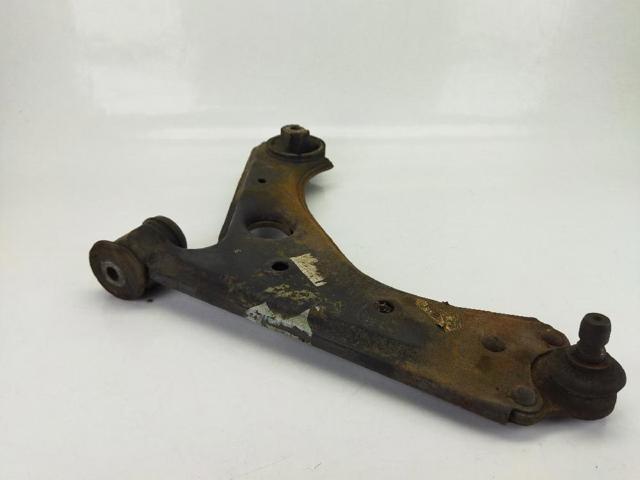 Brazo inferior izquierdo de la suspensión delantera 51895367 FIAT