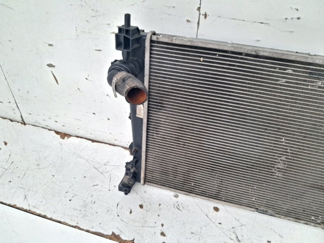51897080 Radiador de refrigeración del motor  disponible Utrera