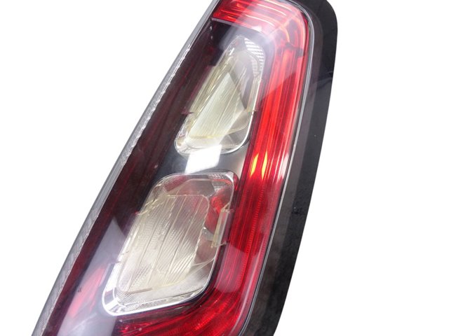 FIAT 51927094 Piloto trasero derecho  en stock Salamanca