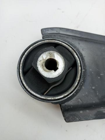 FIAT 51932035 Brazo inferior izquierdo de la suspensión delantera  en stock Terrassa