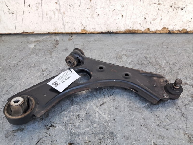 51932036 FIAT Brazo inferior derecho de la suspensión delantera  comprar en Jaén