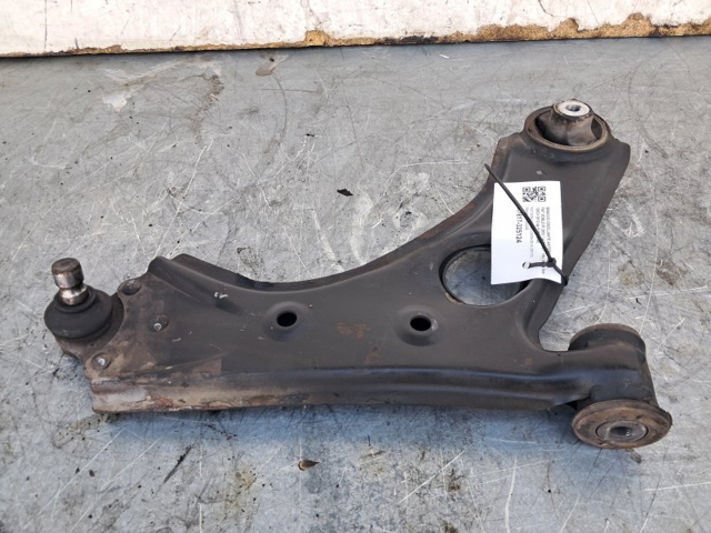 51932036 FIAT Brazo inferior derecho de la suspensión delantera  comprar en Jaén