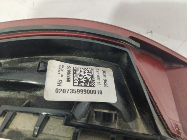 Precio del repuesto  Tipo  sedán
