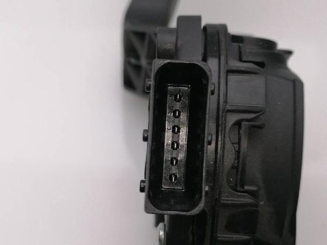 51987018 FIAT Pedal del acelerador  comprar en Lleida