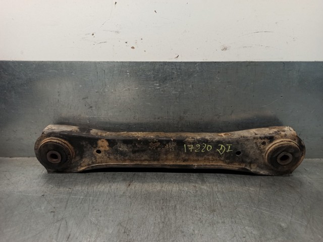 Brazo inferior izquierdo/derecho de suspensión delantera 52001162 CHRYSLER