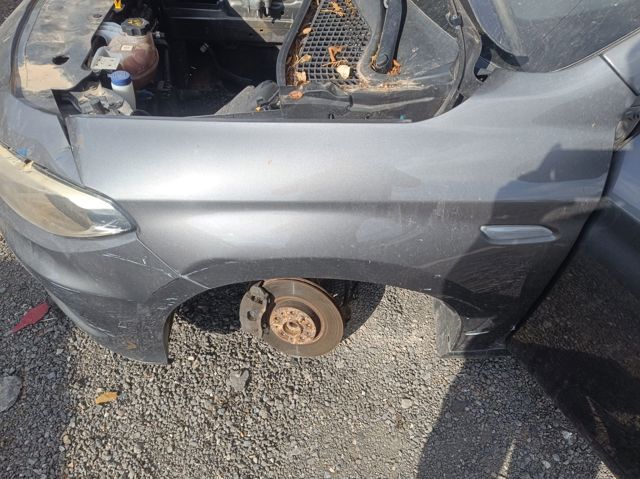 52012210 Aleta delantera izquierda  comprar en Pontevedra