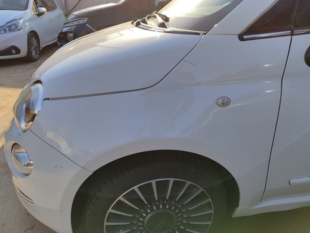 52015757 Aleta delantera izquierda  en stock Sabadell