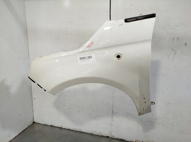 52015757 Aleta delantera izquierda  en stock Sabadell