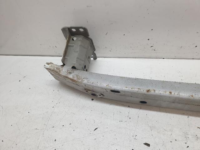 Refuerzo parachoque delantero Toyota Auris E15