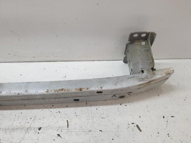 Refuerzo parachoque delantero Toyota Auris E15