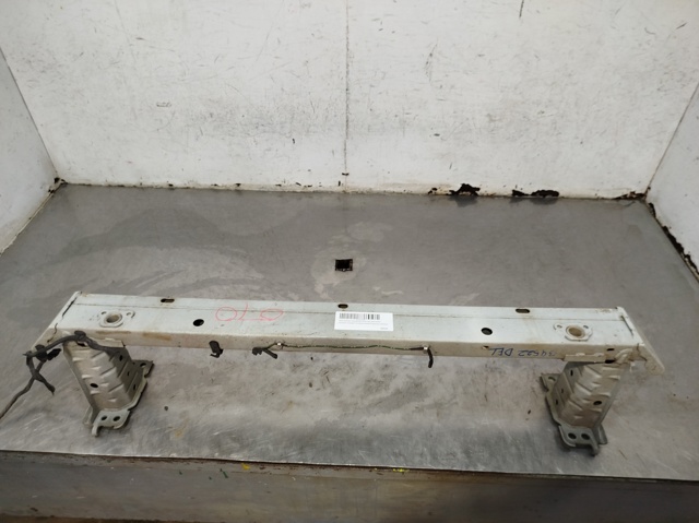 Comprar Refuerzo paragolpes delantero Avensis  T27