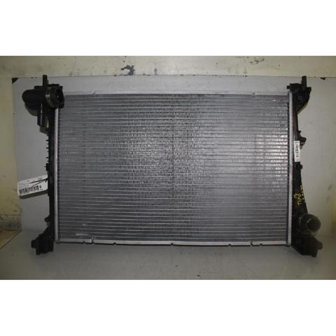 52052220 Radiador de refrigeración del motor  disponible Málaga