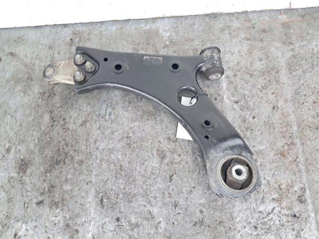 FIAT 52082897 Brazo inferior derecho de la suspensión delantera  disponible España