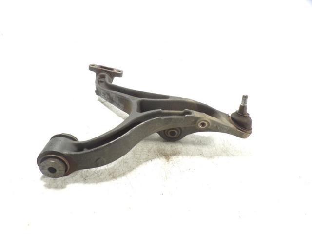 Brazo inferior derecho de la suspensión delantera 52089980AG CHRYSLER