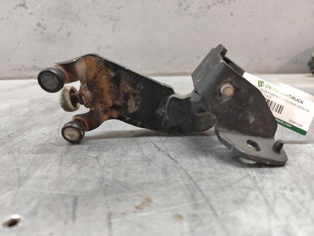 Rodillo central derecho de puerta corrediza 52091124 FIAT