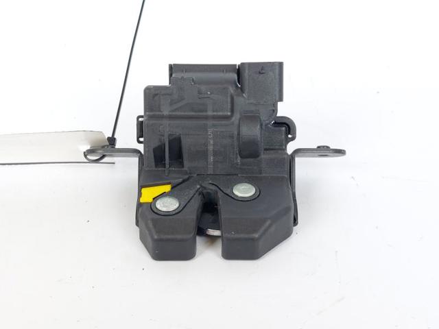 Precio del repuesto Cerradura de puerta trasera 500  hatchback
