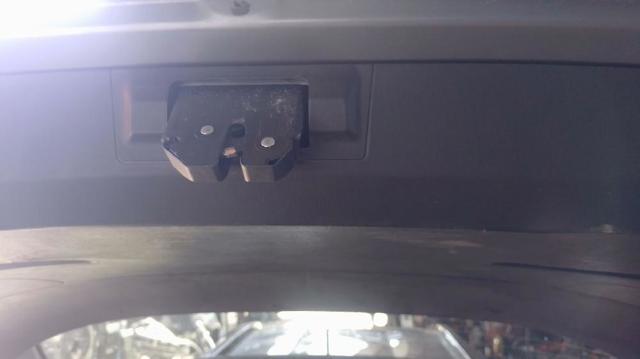 Comprar Cerradura de tapa de maletero Jeep RENEGADE  BU, B1 a bajo precio
