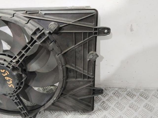 52108824 Difusor del radiador de refrigeración con motor y hélice  disponible Utrera