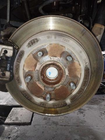 Cubo de rueda, Eje trasero 52111884AB CHRYSLER