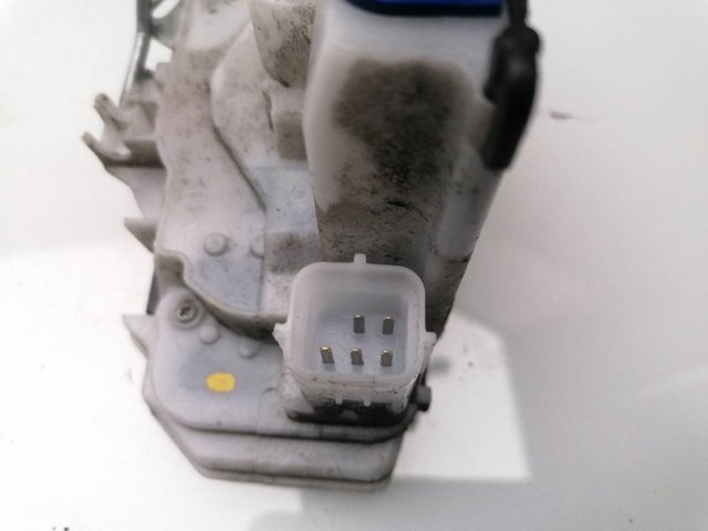 Cerradura de puerta delantera izquierda Fiat Fiorino 225