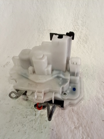 Cerradura de puerta delantera izquierda Fiat Fiorino 225