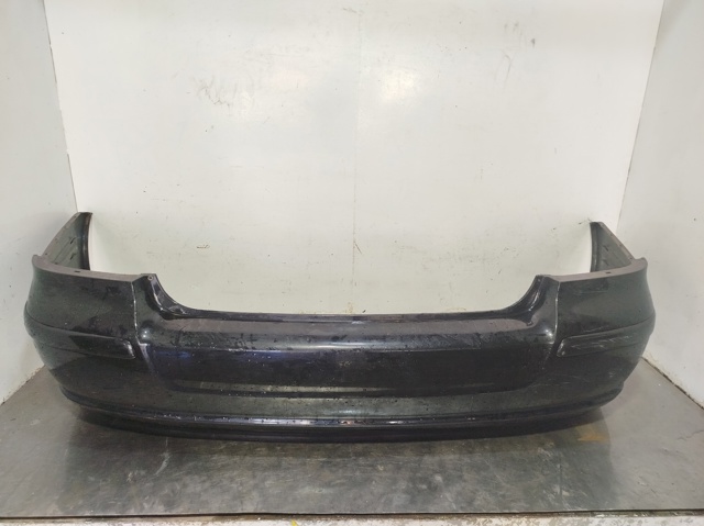 Paragolpes trasero para Toyota Avensis  (T25)