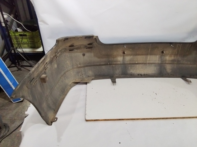 TOYOTA 5215905901 Parachoques trasero  en stock Terrassa