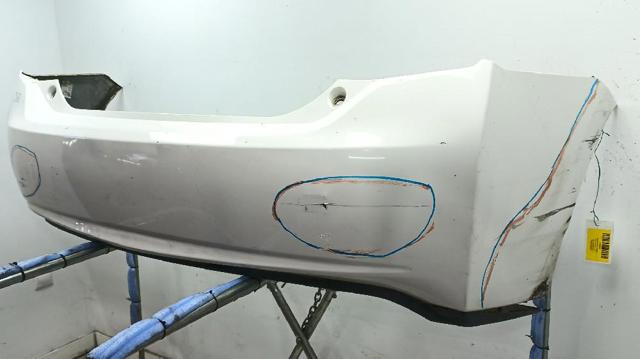 Parachoques trasero Toyota Prius ZVW30