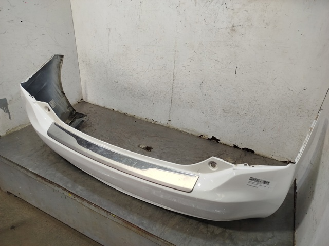 Parachoques trasero Toyota Prius ZVW30