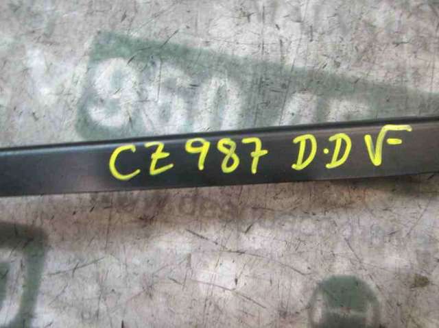 Brazo del limpiaparabrisas lavado de parabrisas Fiat Tipo  (2015-2026)