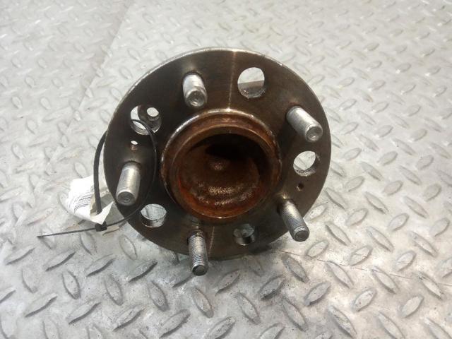 Cubo de rueda, Eje trasero 527303S200 HYUNDAI