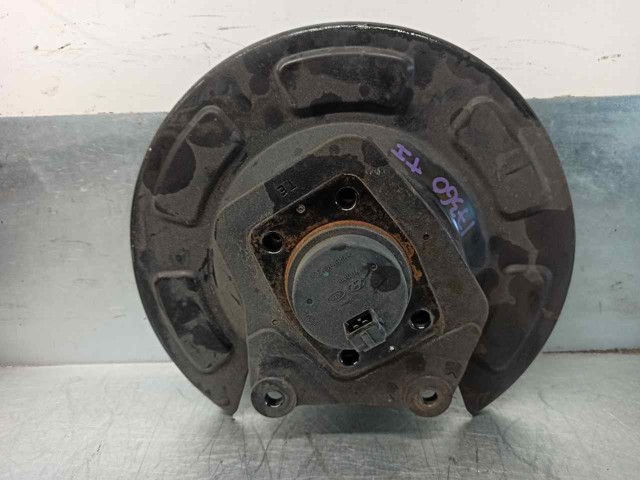 Buje de rueda 527502K000 HYUNDAI