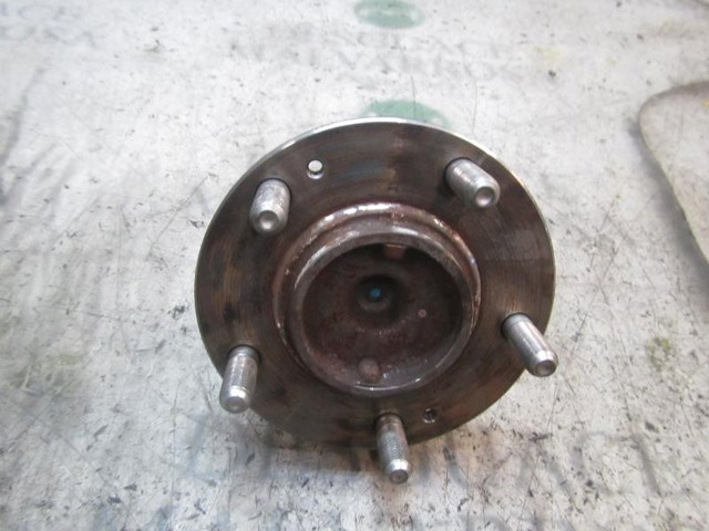 Buje de rueda 527502K000 HYUNDAI