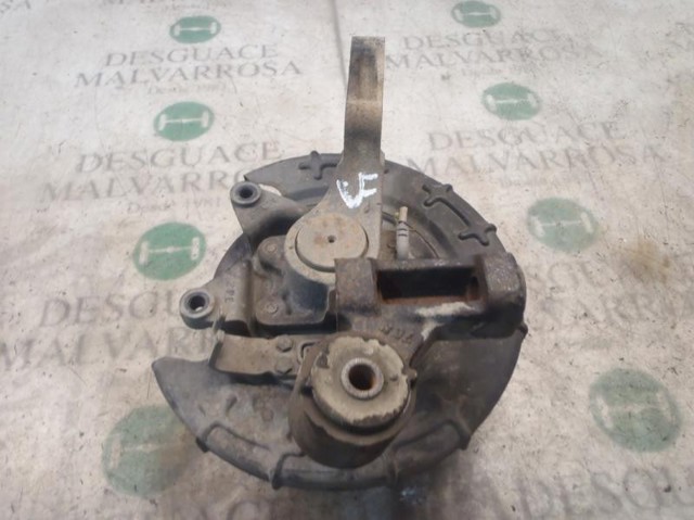 Muñón del eje, suspensión de rueda, trasero derecho 527602E000 Hyundai/Kia