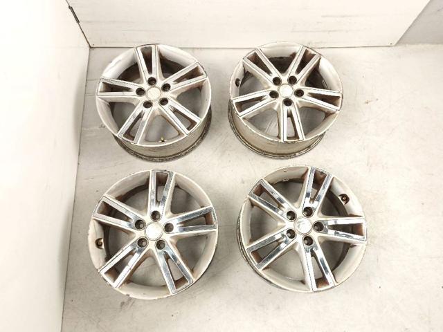 529102L360 HYUNDAI Llantas  en stock Gandía