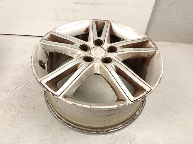 529102L360 HYUNDAI Llantas  en stock Huelva