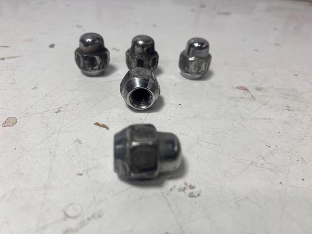 Tuerca de rueda Mazda 6 GJ, GL