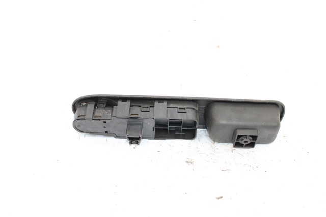53269706 Interruptor de elevalunas delantera izquierda comprar Almería