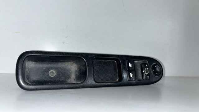 PEUGEOT 53269706 Interruptor de elevalunas delantera izquierda comprar Pamplona