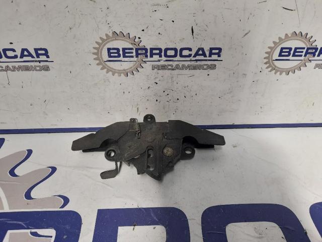 Cerradura de capó para Toyota Corolla E12U
