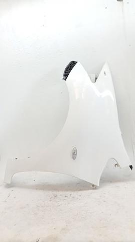Aleta delantera izquierda Toyota Auris desde 93,75 €