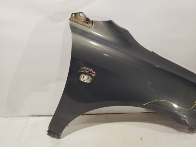 Guardabarros delanteros derecho 5381105020 TOYOTA