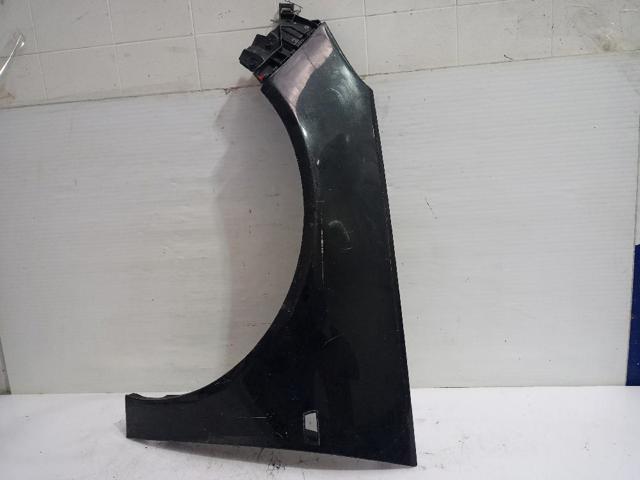 5381205020 Aleta delantera izquierda  disponible Utrera