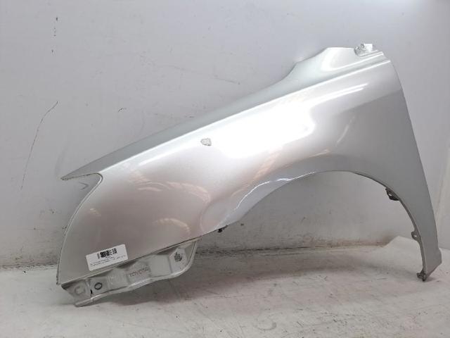 Guardabarros delantero izquierdo 5381205040 Toyota