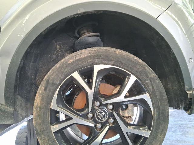 Comprar Paso de rueda delantero derecho Toyota C-HR  X10 a bajo precio